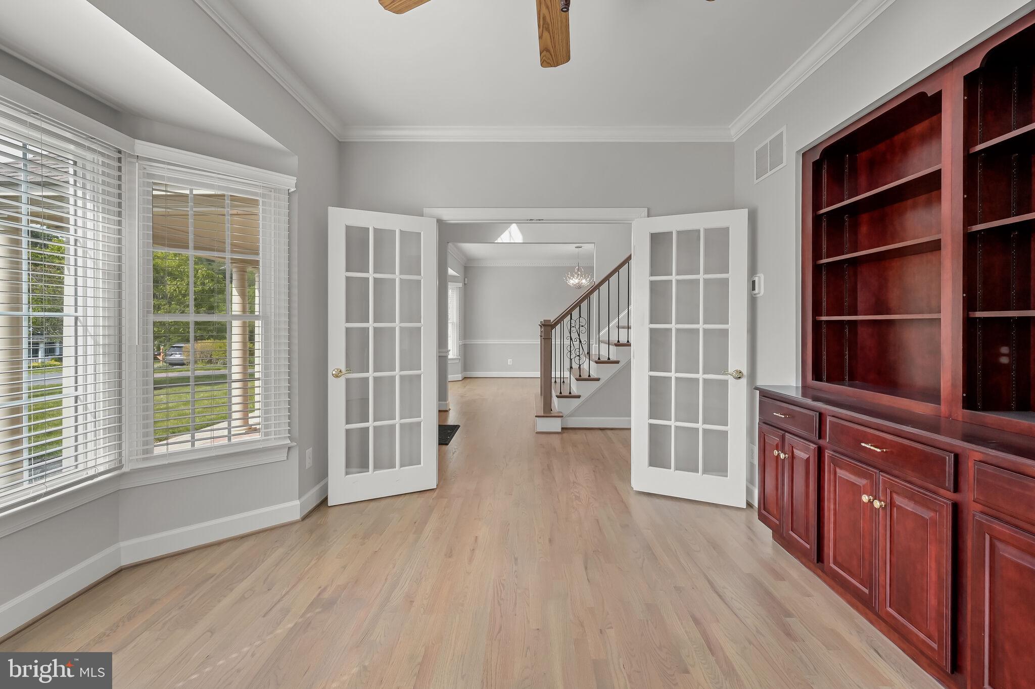 ELLIOTT'S CHANCE - Residential