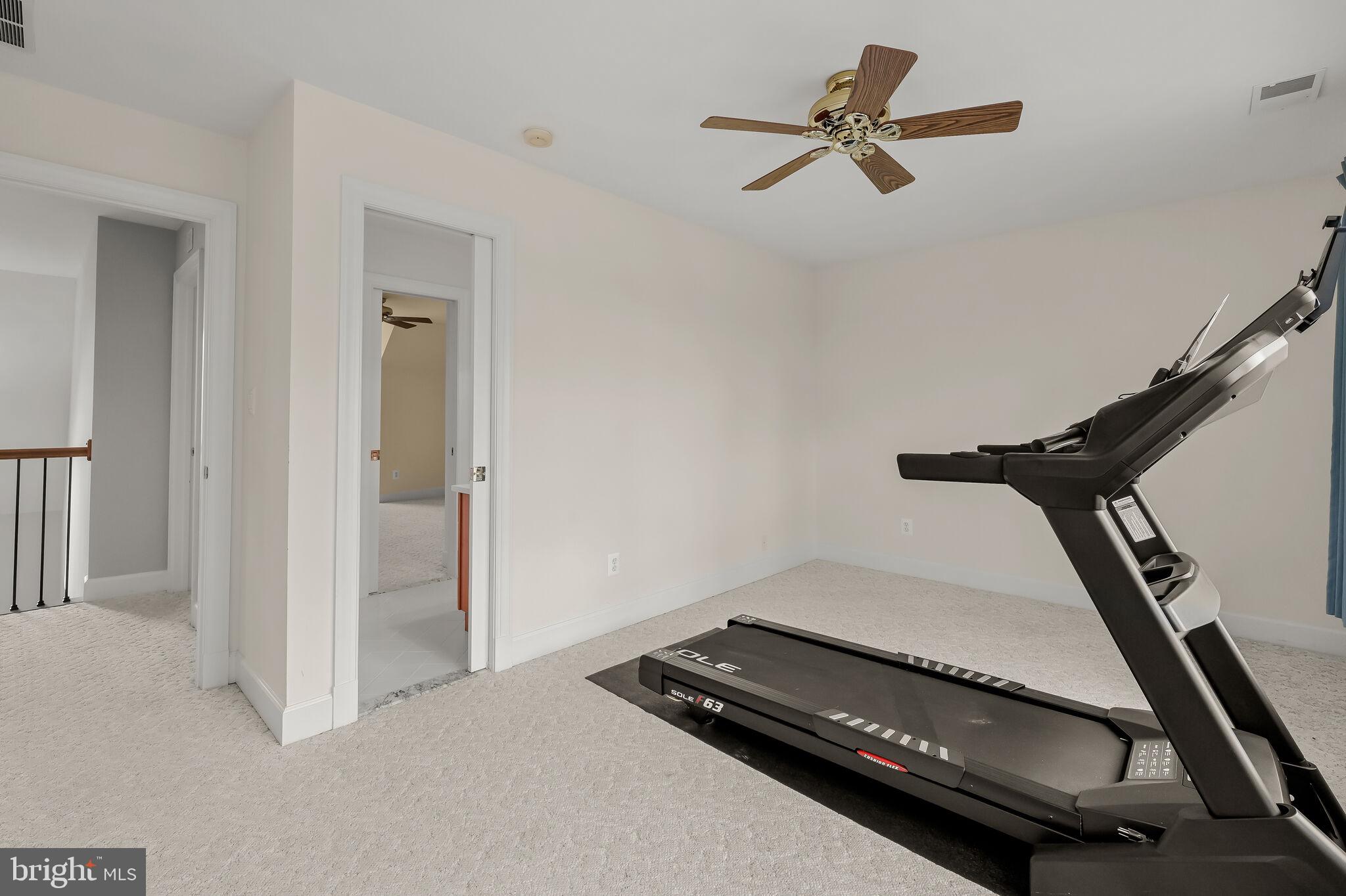 ELLIOTT'S CHANCE - Residential