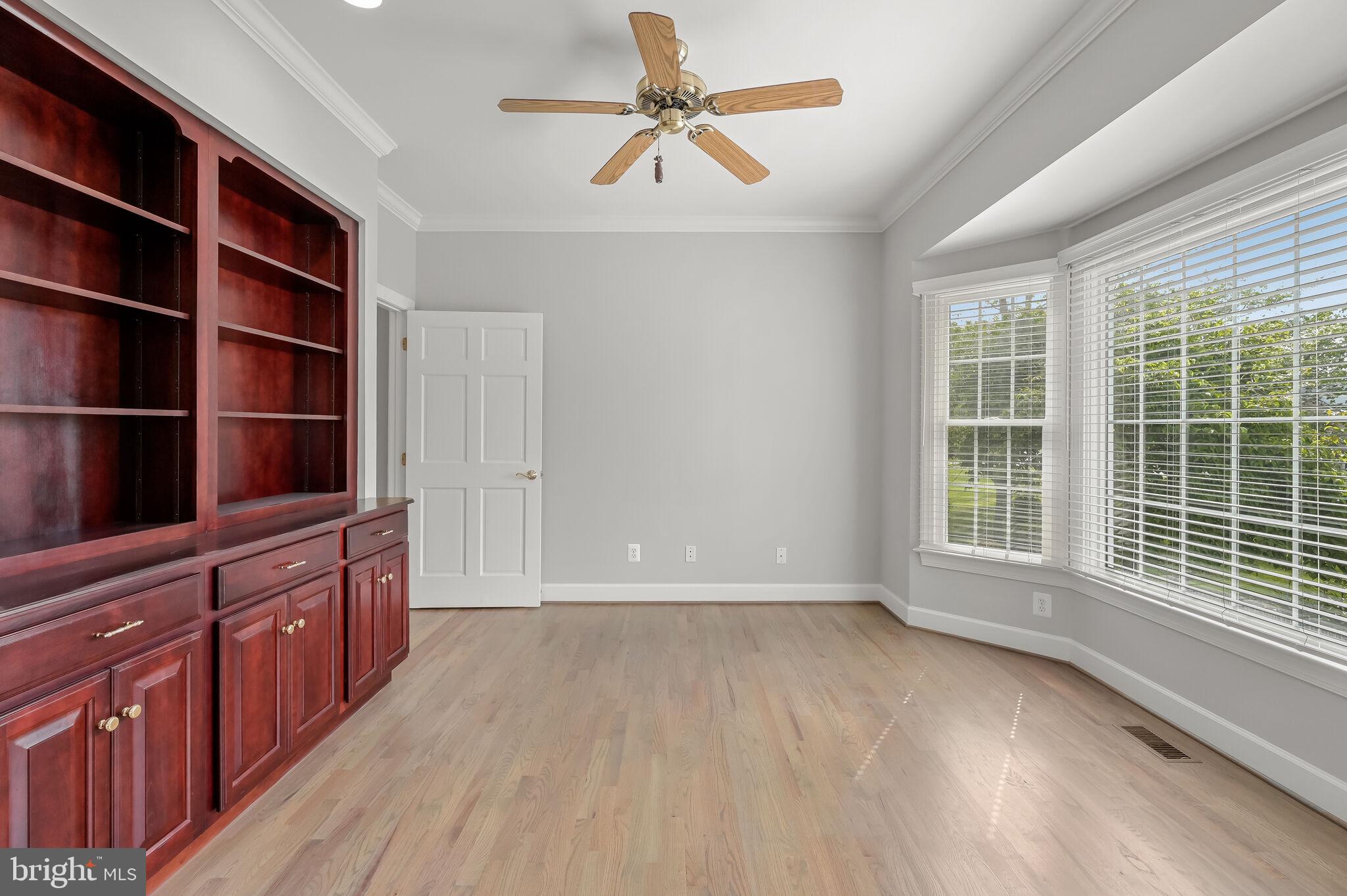 ELLIOTT'S CHANCE - Residential