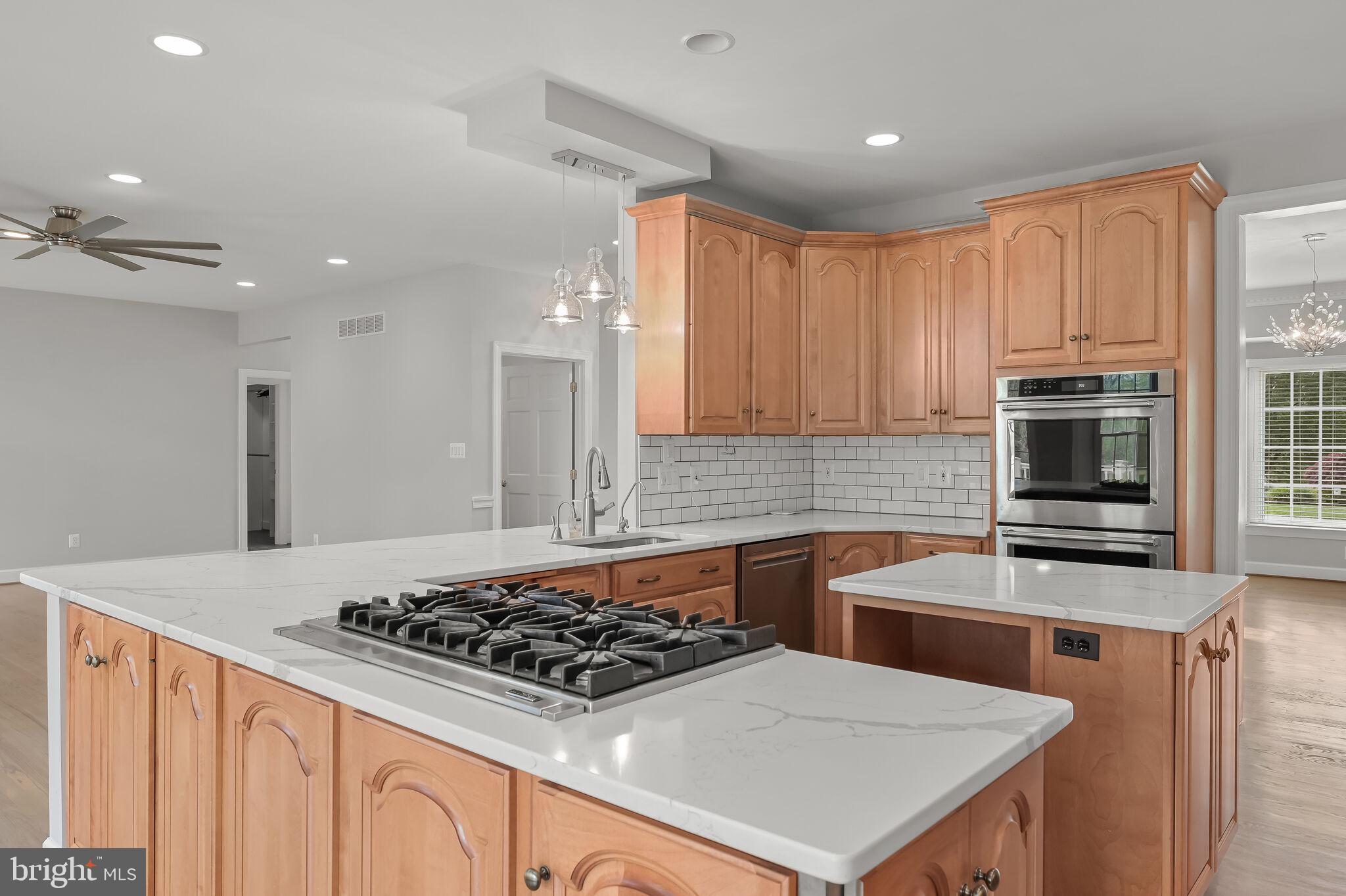 ELLIOTT'S CHANCE - Residential