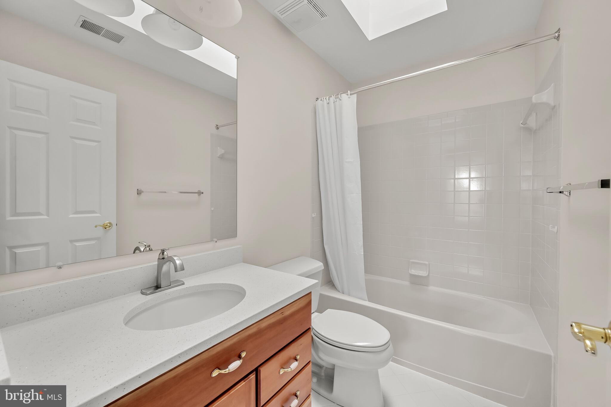 ELLIOTT'S CHANCE - Residential