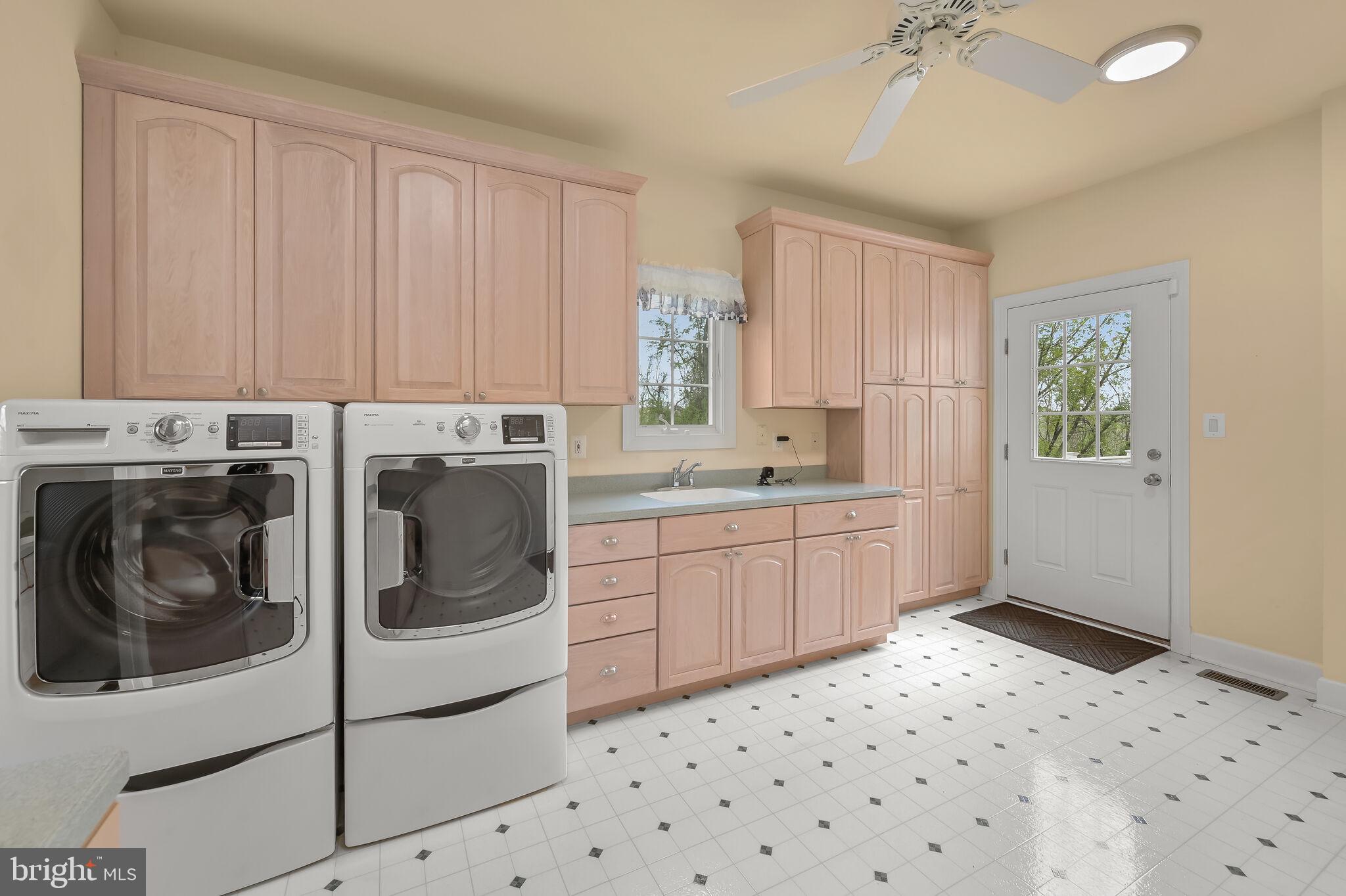 ELLIOTT'S CHANCE - Residential