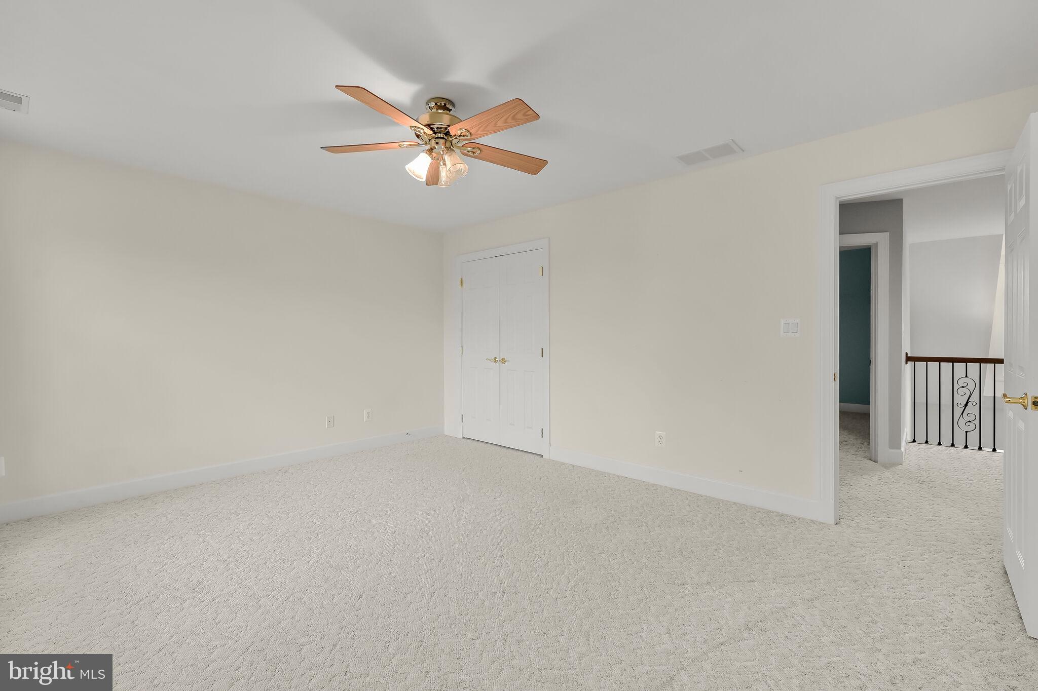 ELLIOTT'S CHANCE - Residential