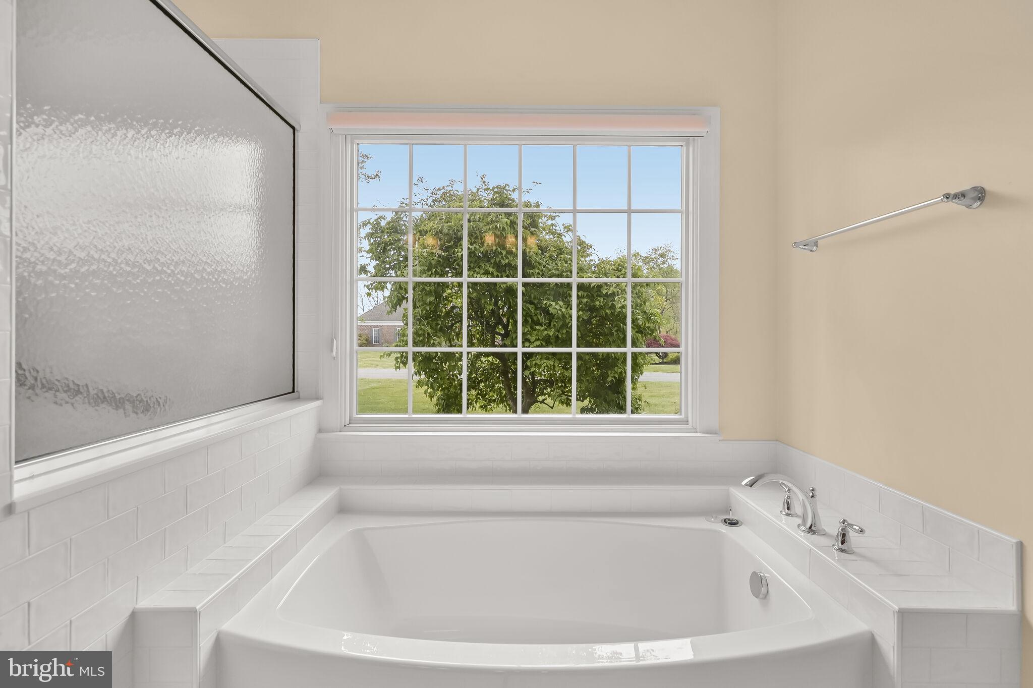 ELLIOTT'S CHANCE - Residential