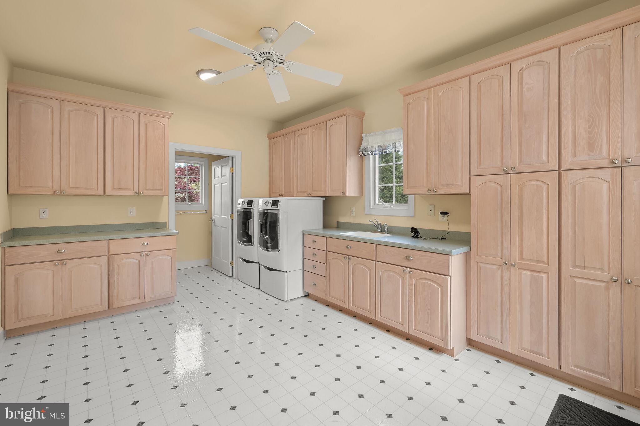 ELLIOTT'S CHANCE - Residential