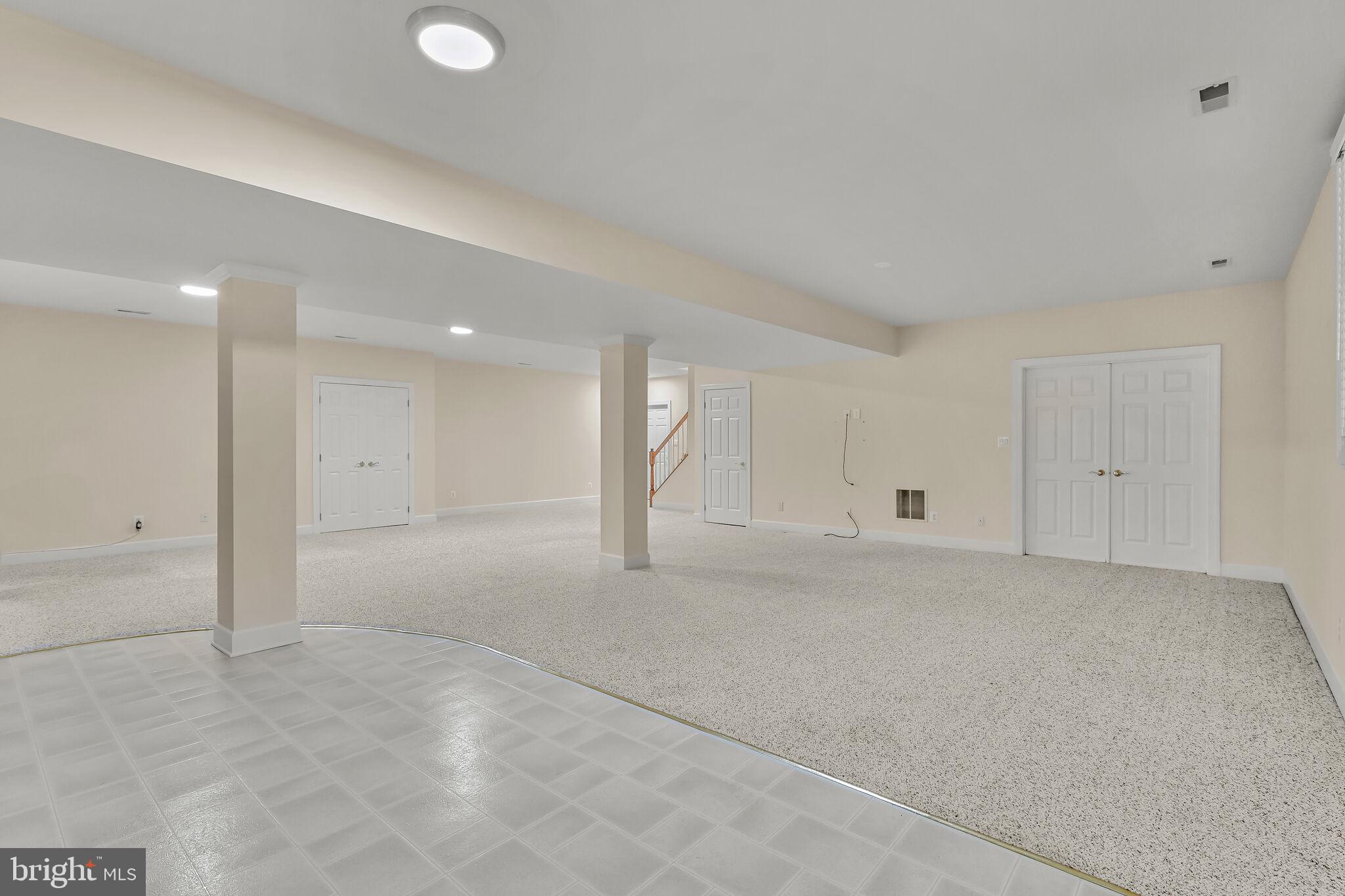 ELLIOTT'S CHANCE - Residential