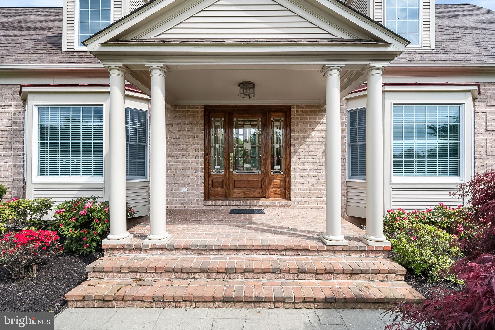 ELLIOTT'S CHANCE - Residential