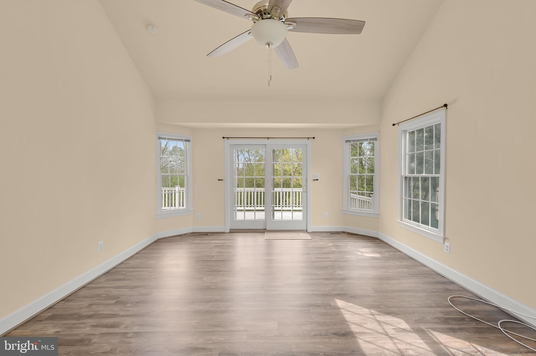 ELLIOTT'S CHANCE - Residential