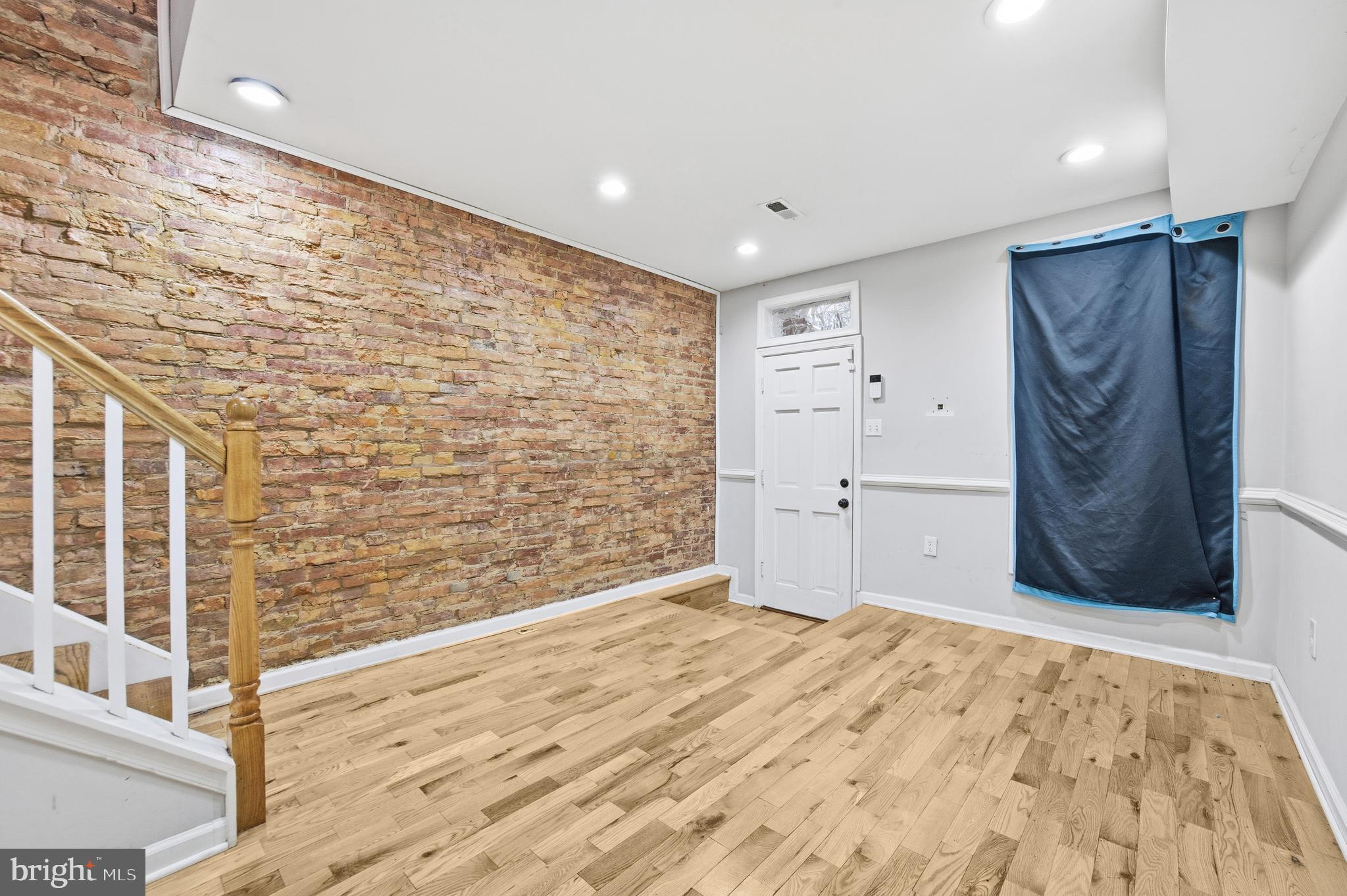 MILTON-MONTFORD - Residential