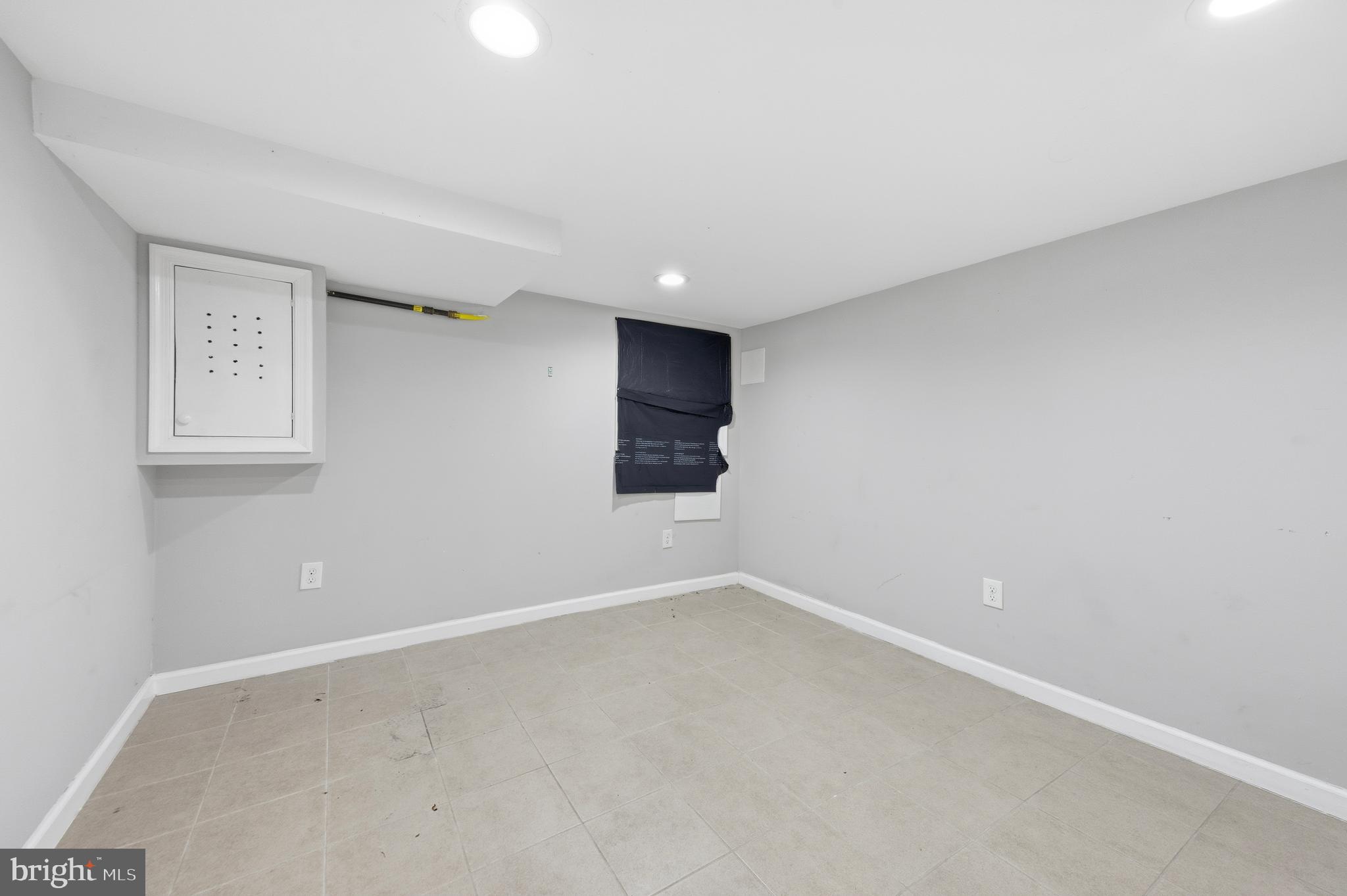 MILTON-MONTFORD - Residential