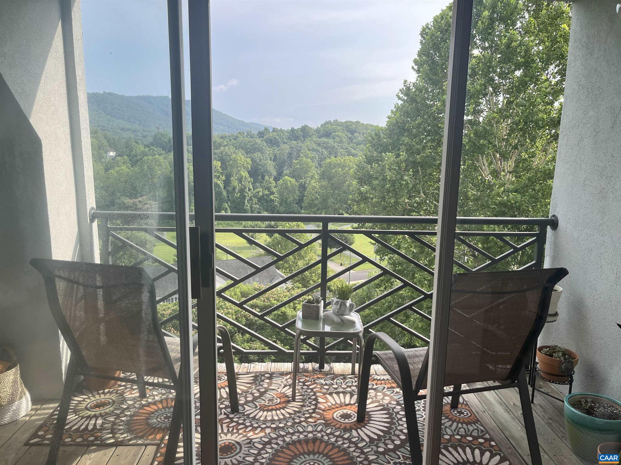 MONTICELLO OVERLOOK CONDOMINIUMS - Residential