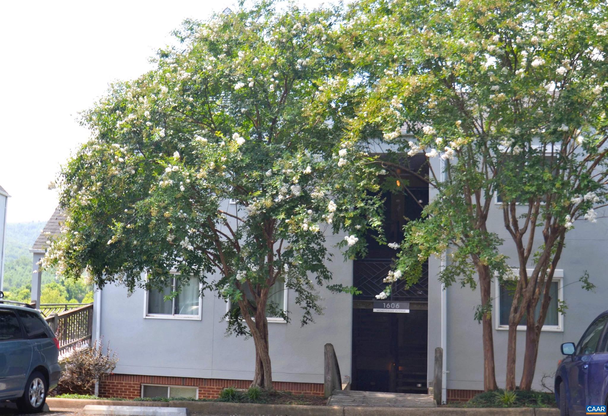 MONTICELLO OVERLOOK CONDOMINIUMS - Residential