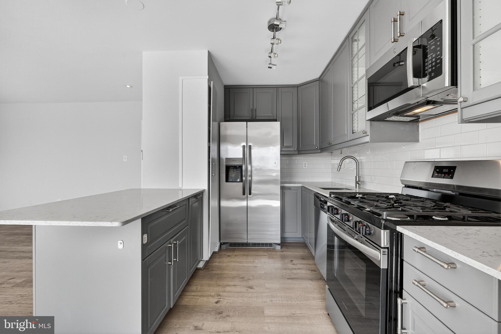 4241 COLUMBIA PIKE 601