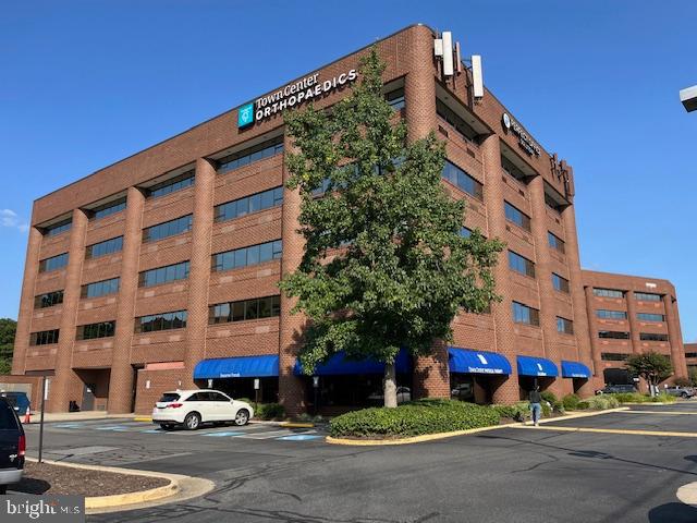 CITY OF FAIRFAX - Commercial Lease