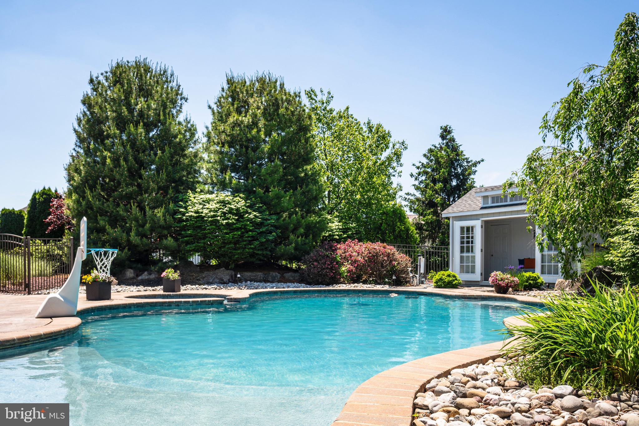 COLT'S RUN - Residential