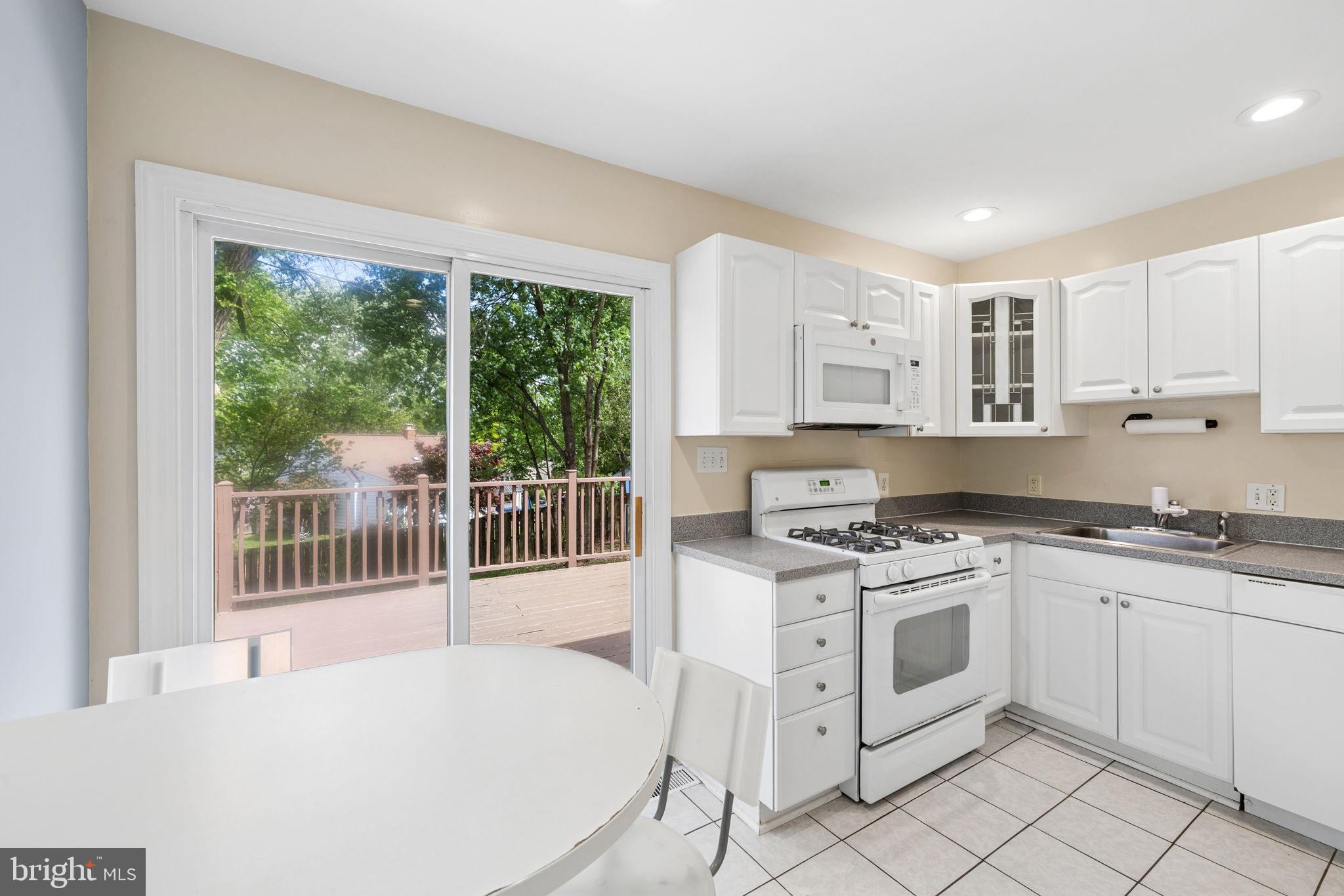 BEL AIR - Residential