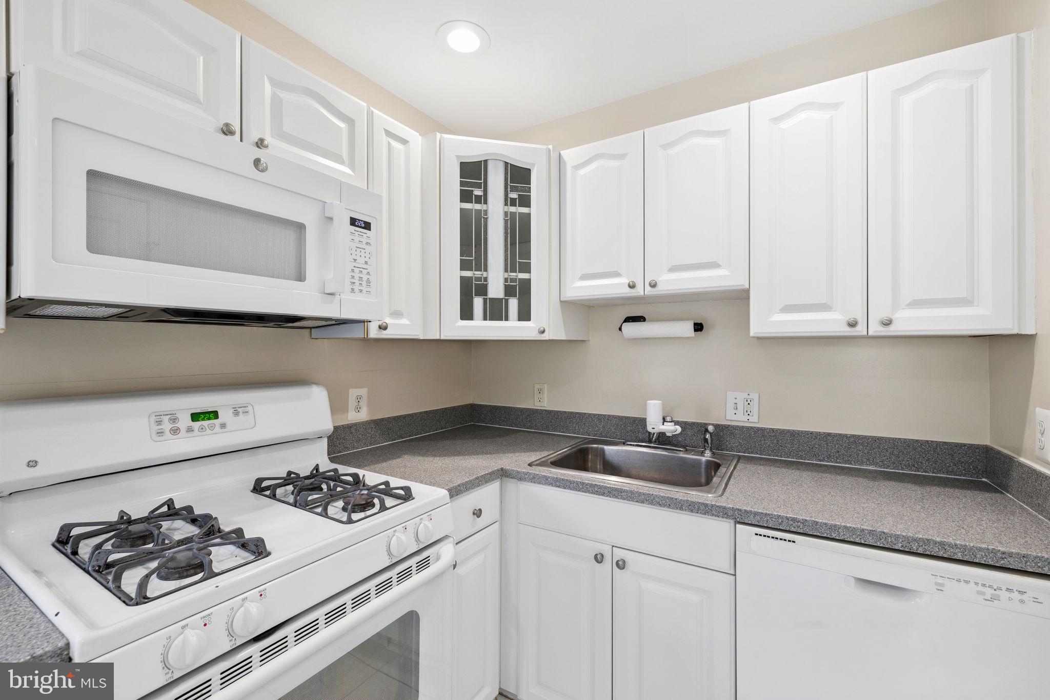 BEL AIR - Residential