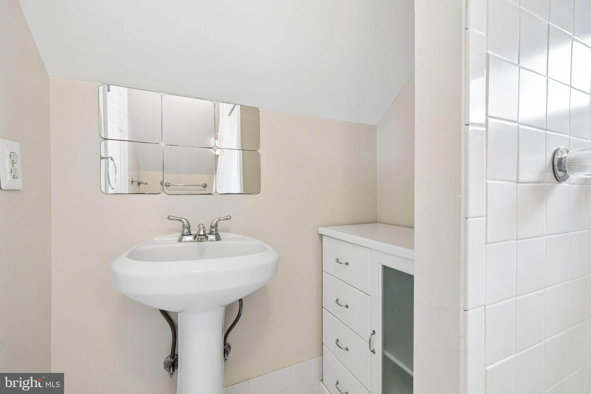 BEL AIR - Residential