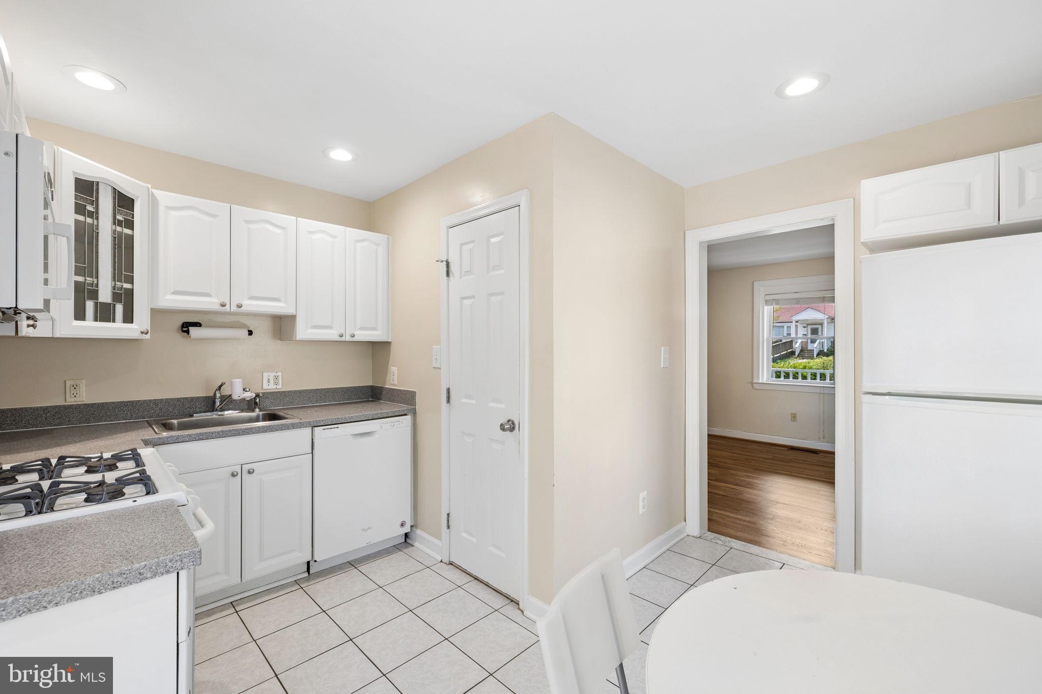 BEL AIR - Residential