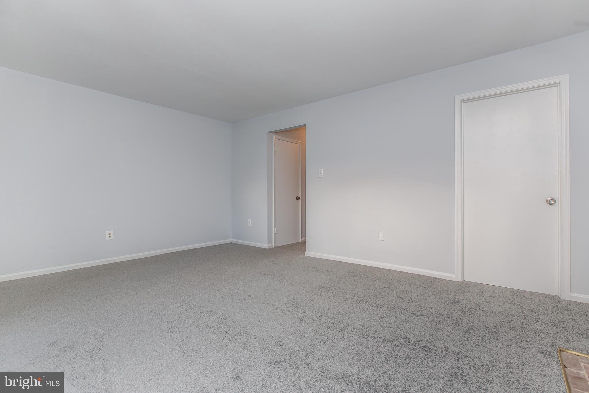 WHEATON TOWNE - Residential