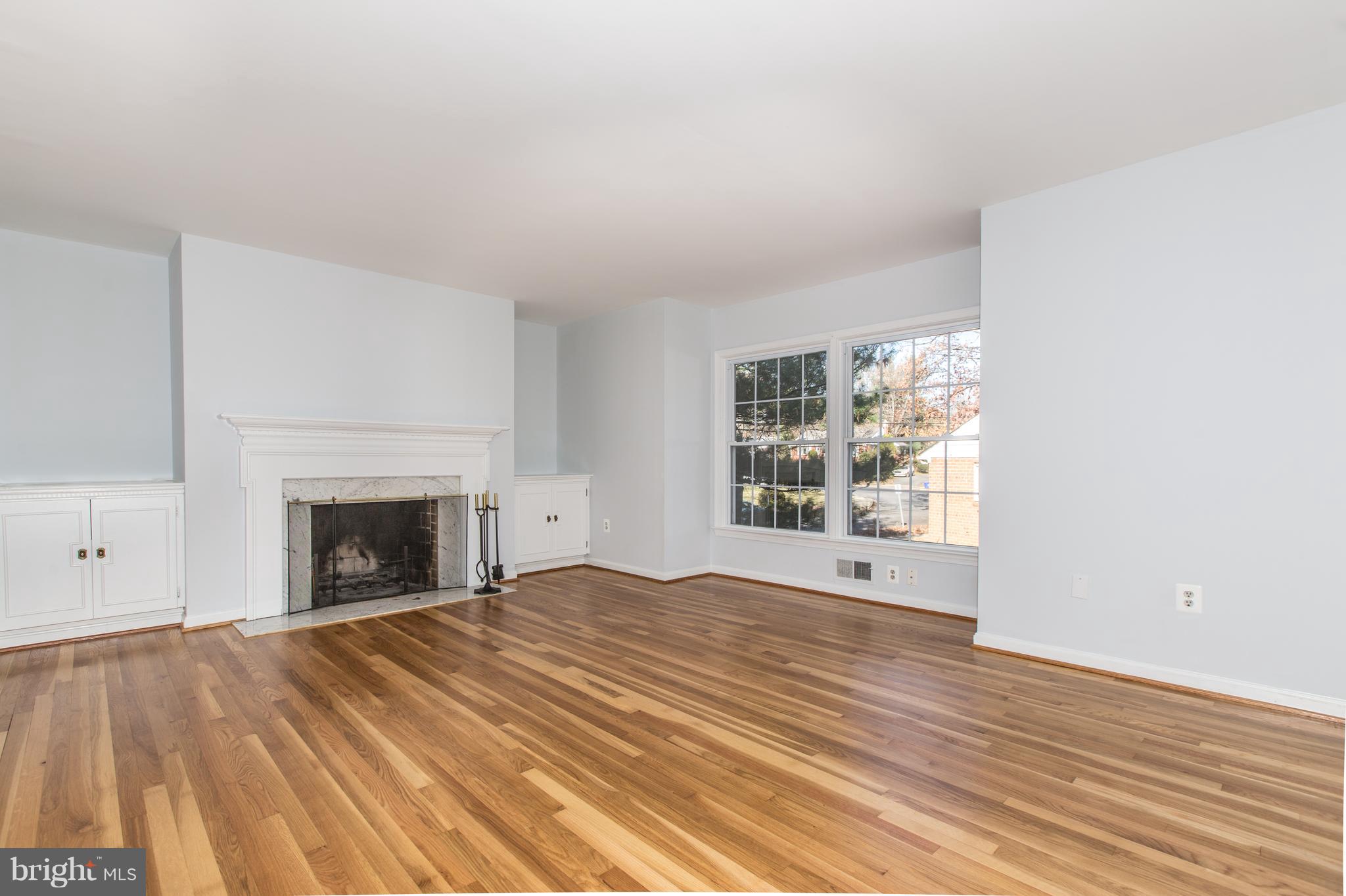 WHEATON TOWNE - Residential