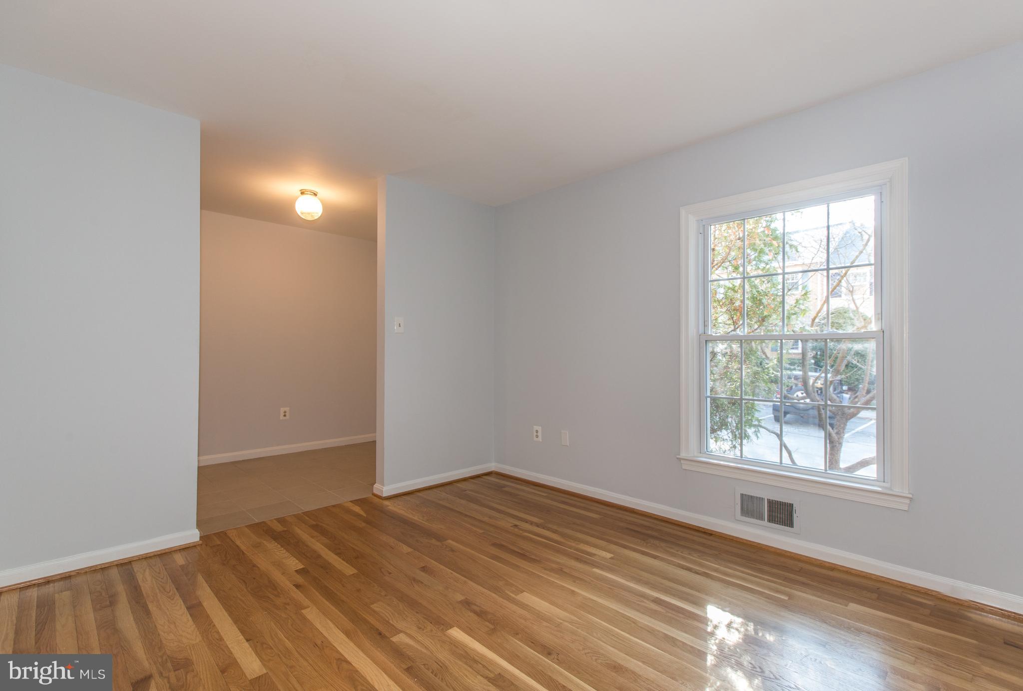 WHEATON TOWNE - Residential