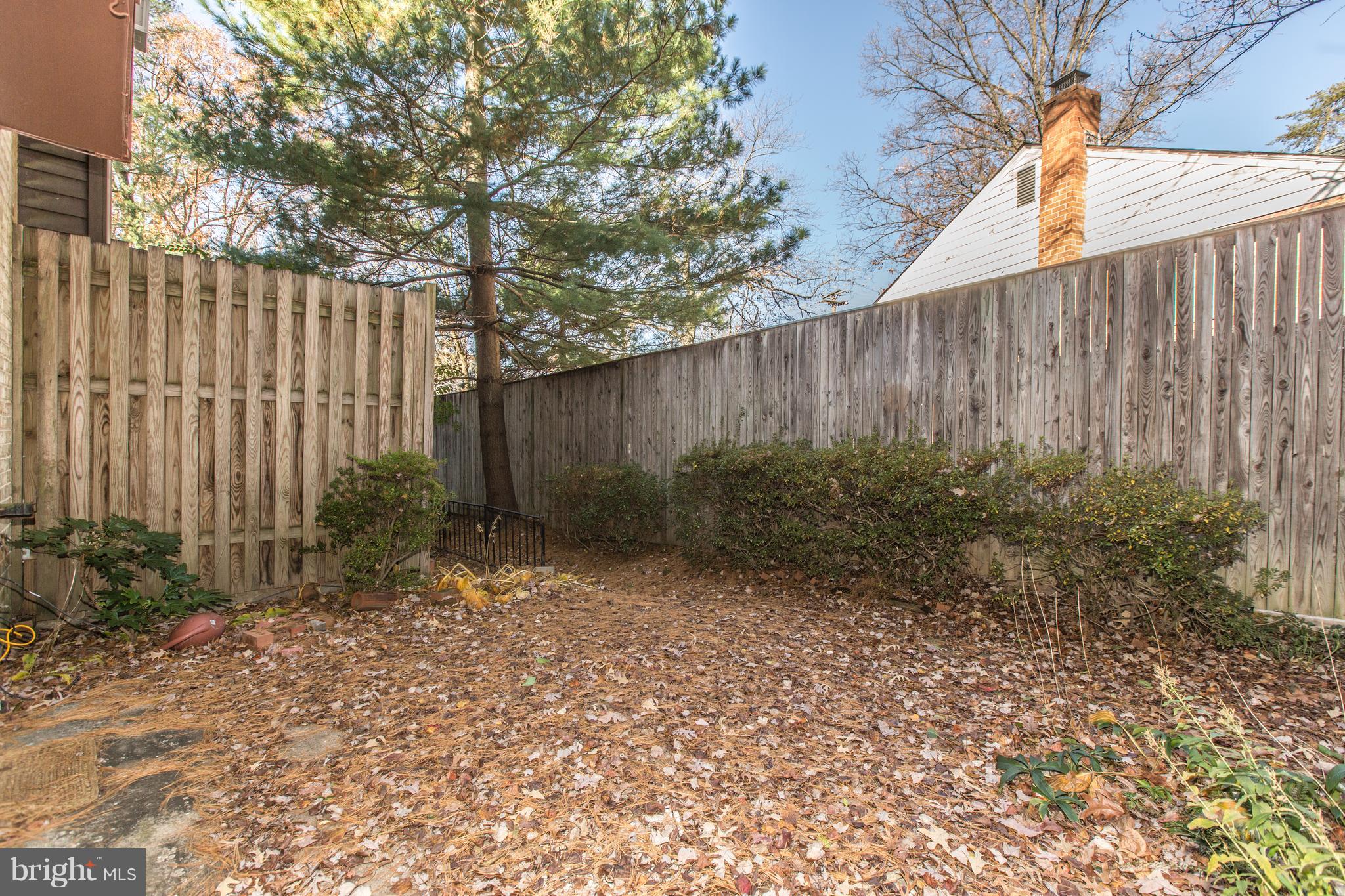 WHEATON TOWNE - Residential