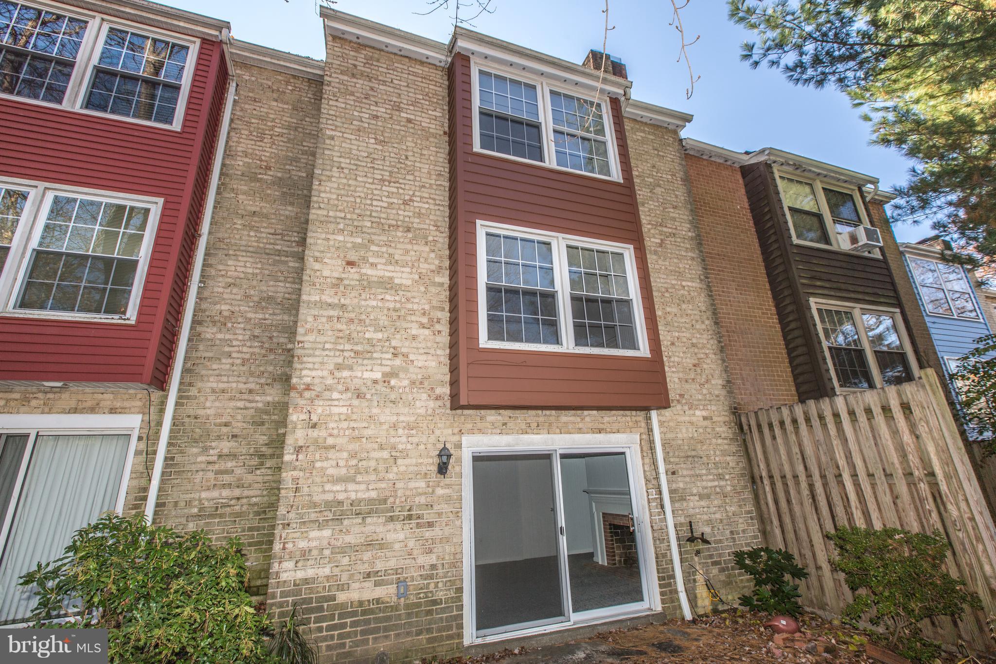 WHEATON TOWNE - Residential