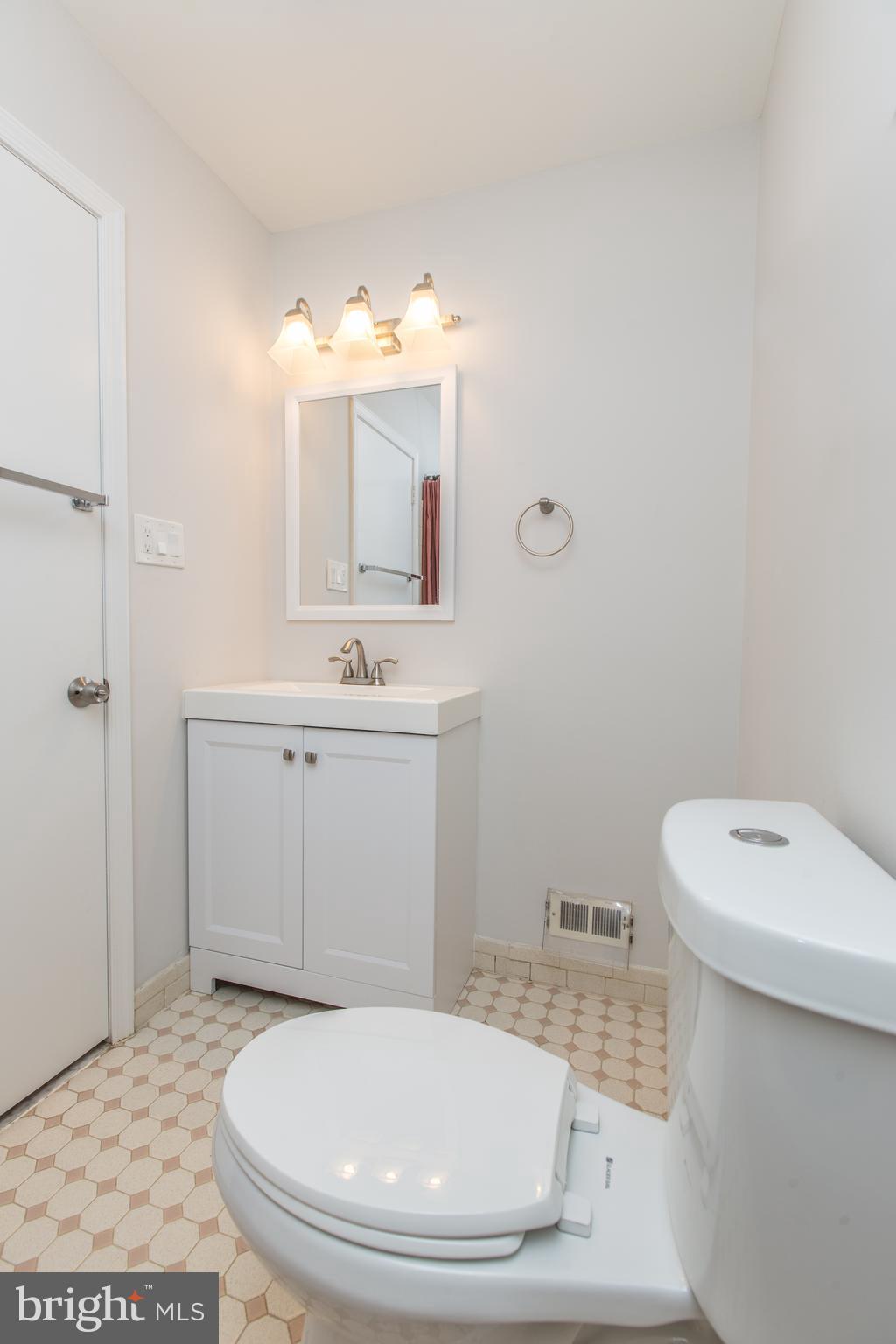 WHEATON TOWNE - Residential