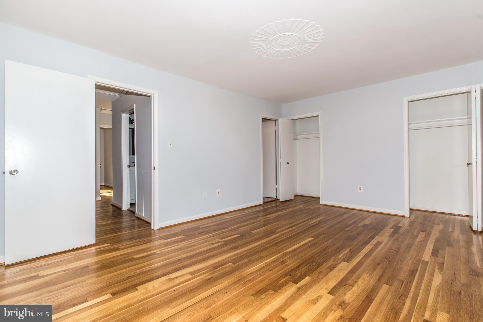 WHEATON TOWNE - Residential