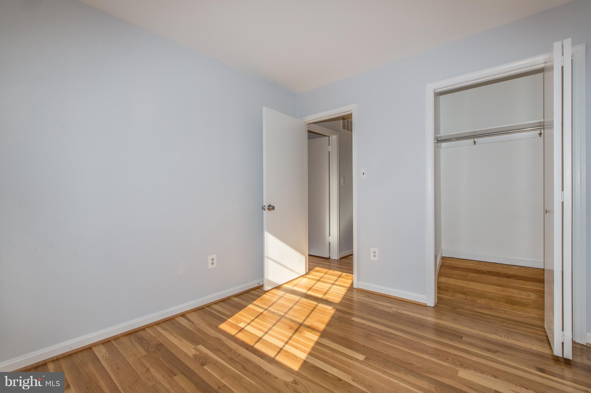 WHEATON TOWNE - Residential