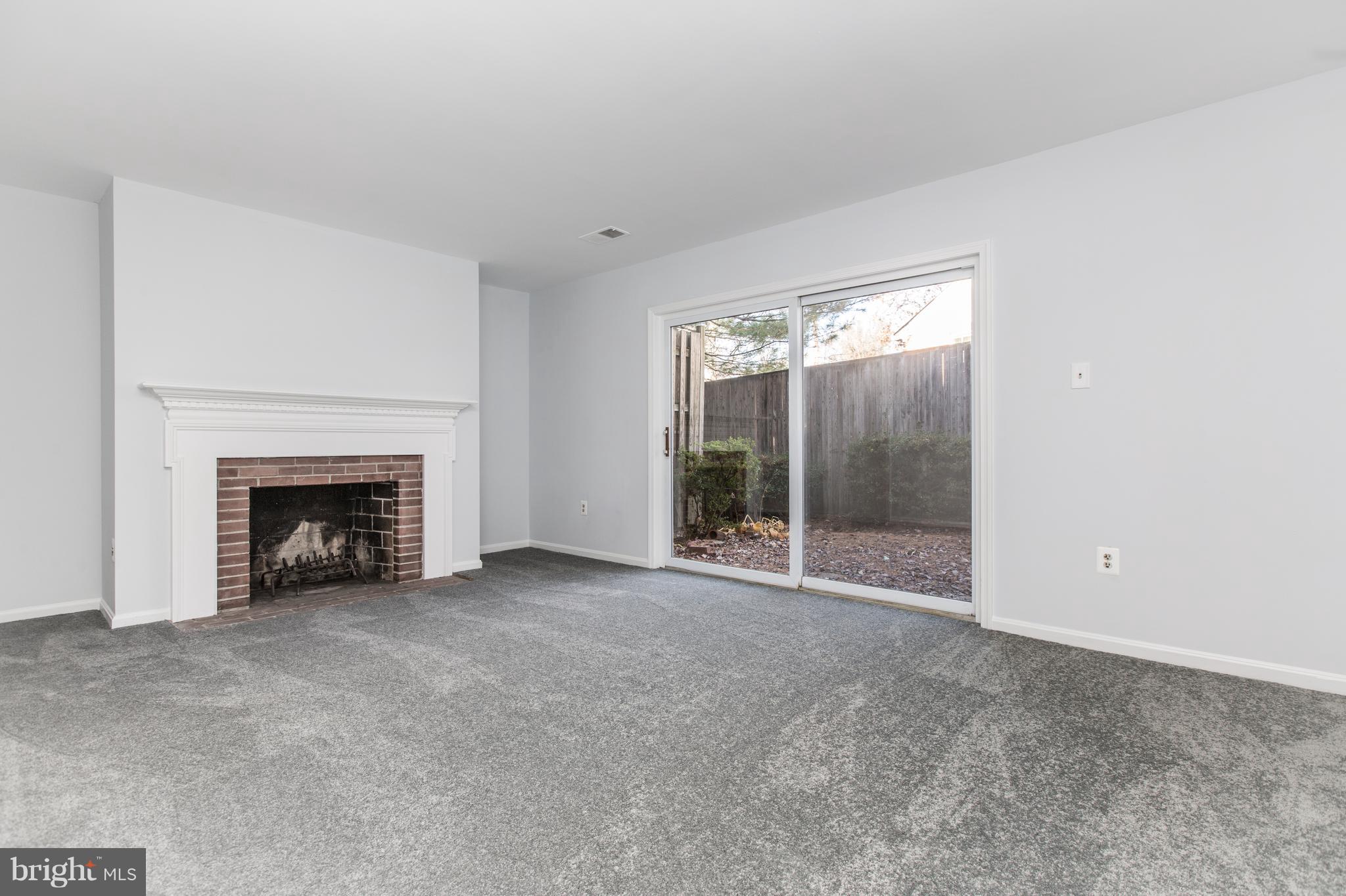 WHEATON TOWNE - Residential