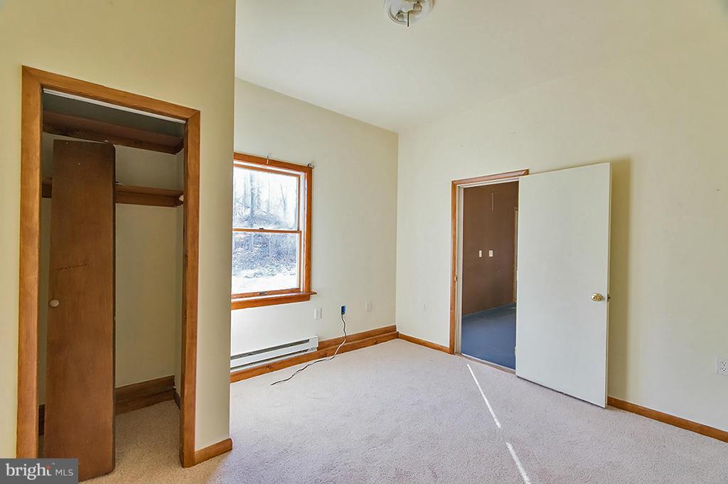 POTOMAC WOODS - Residential