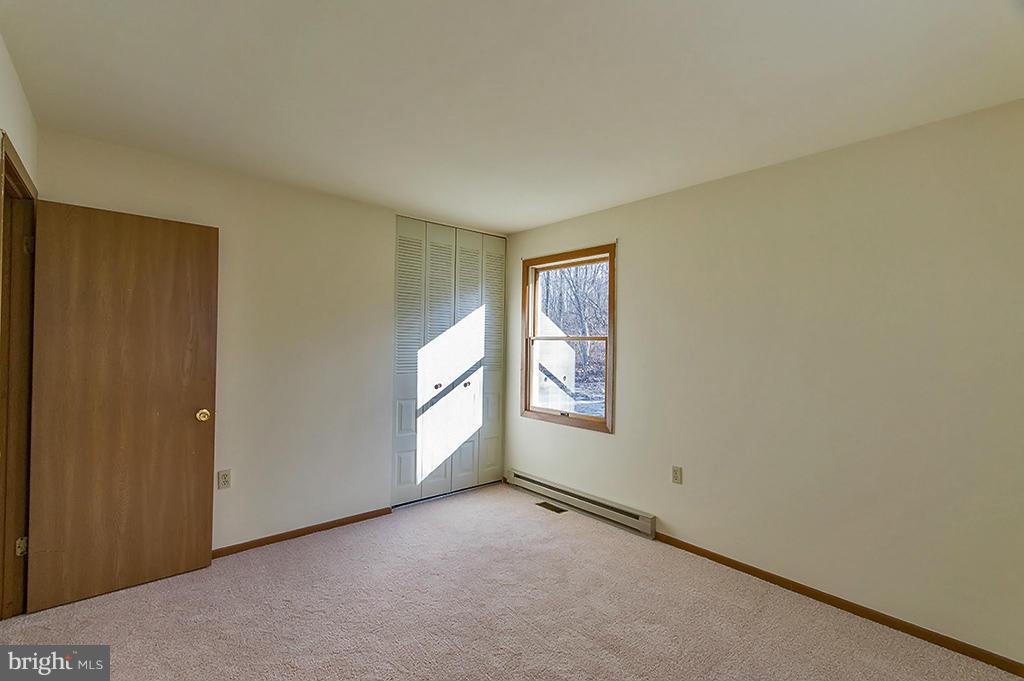 POTOMAC WOODS - Residential