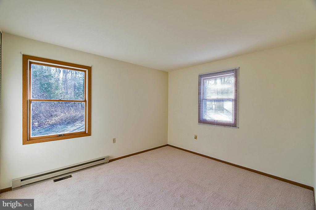 POTOMAC WOODS - Residential