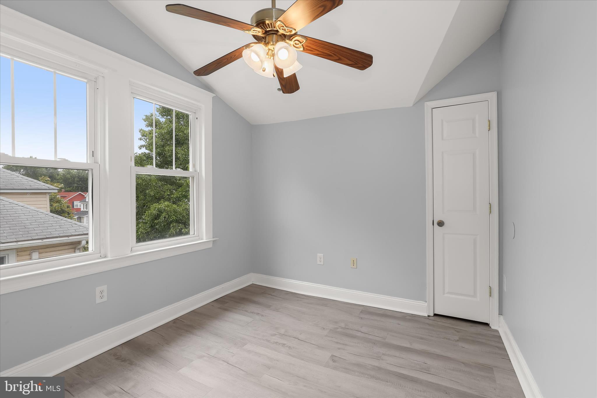 ARBUTUS - Residential
