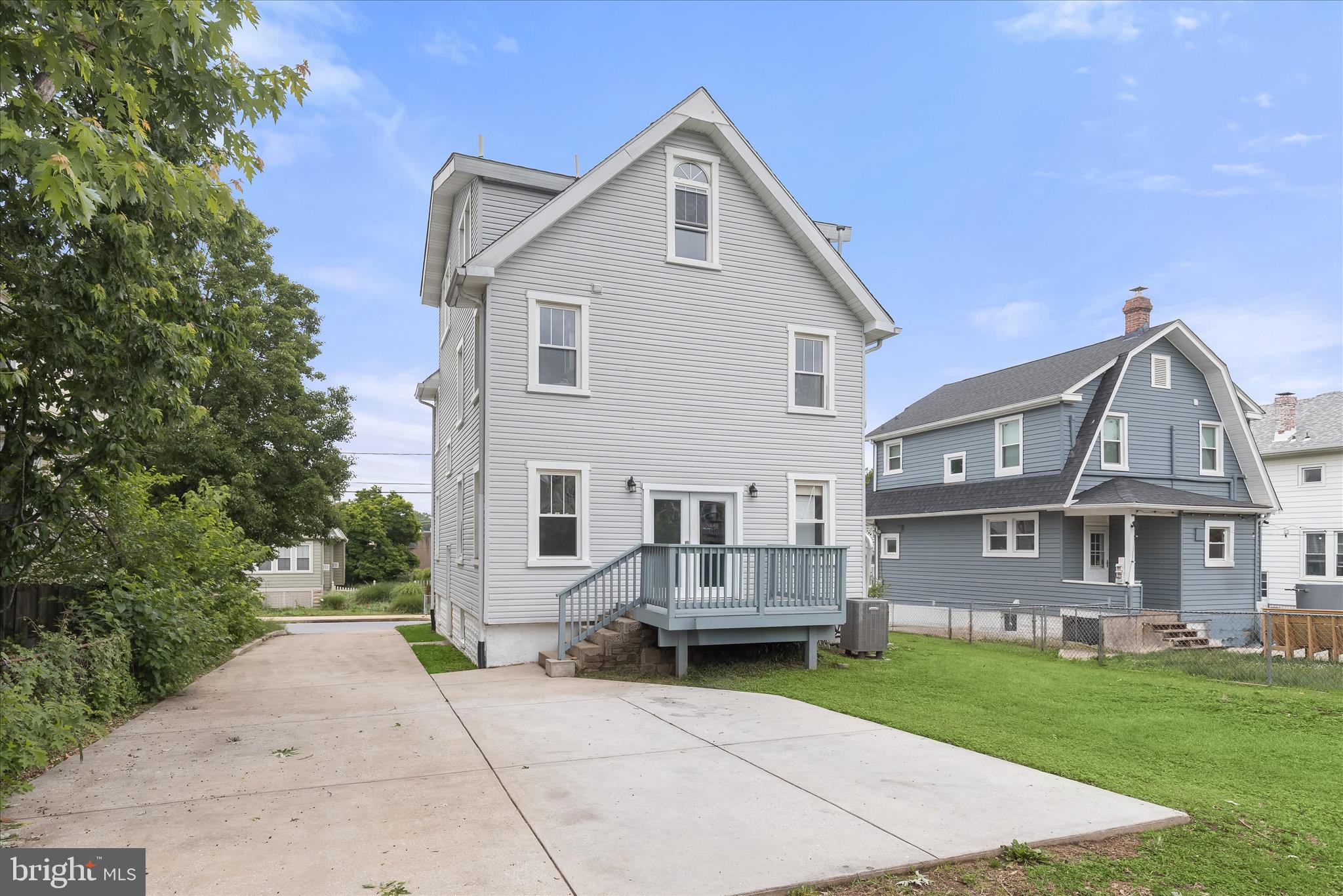 ARBUTUS - Residential