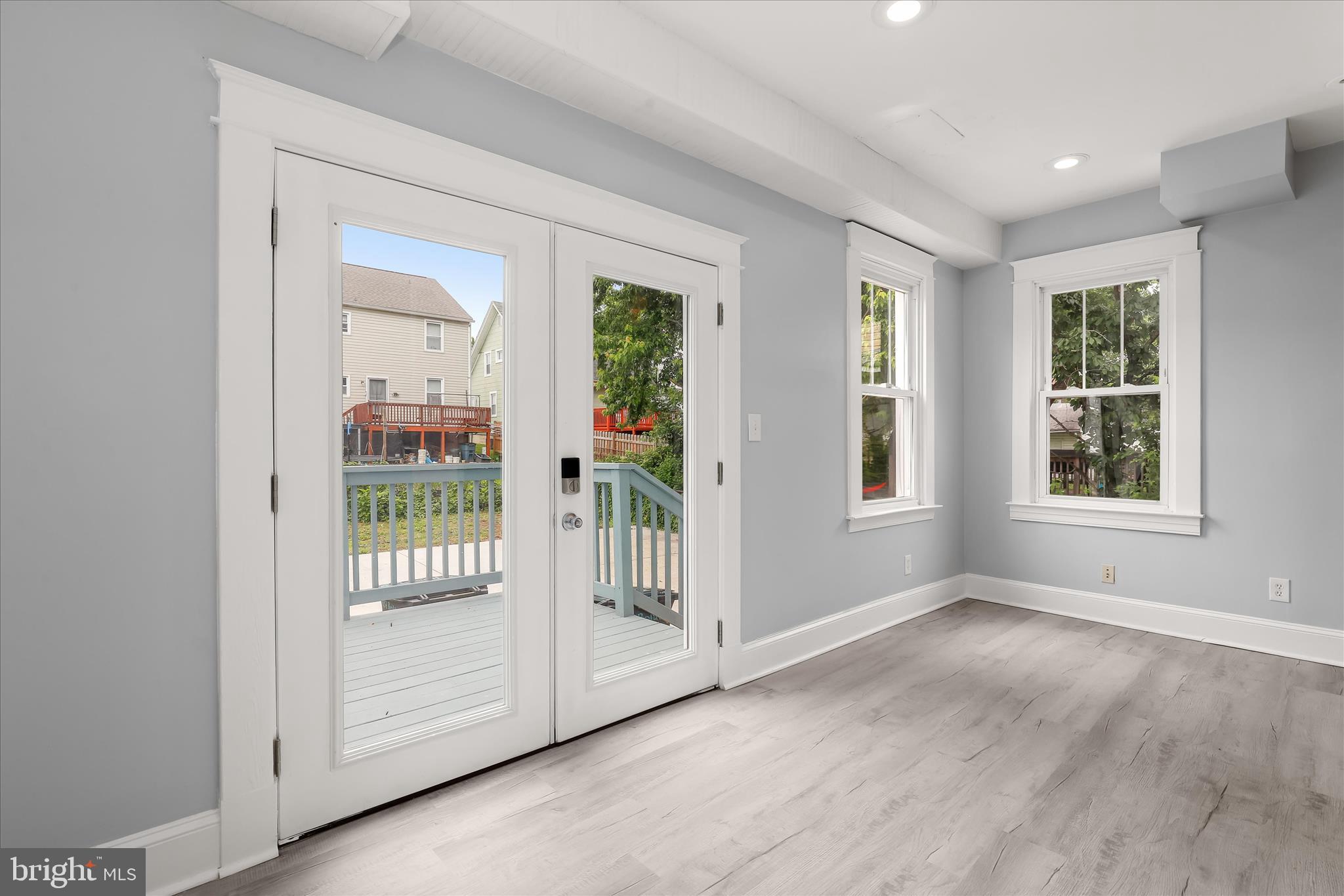 ARBUTUS - Residential