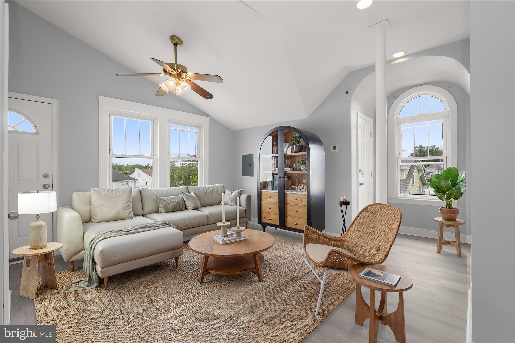 ARBUTUS - Residential