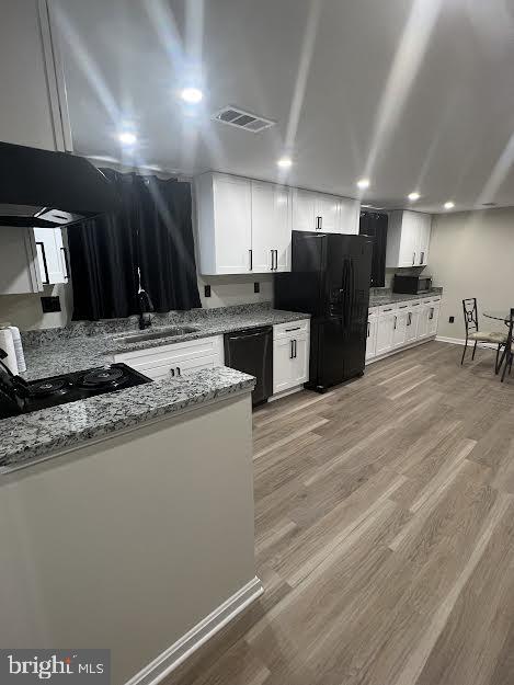 TANTALLON SQUARE - Residential Lease