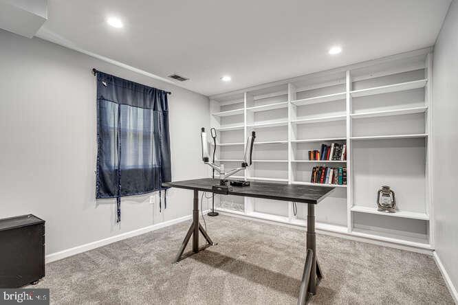 MURRAY HILL - Residential