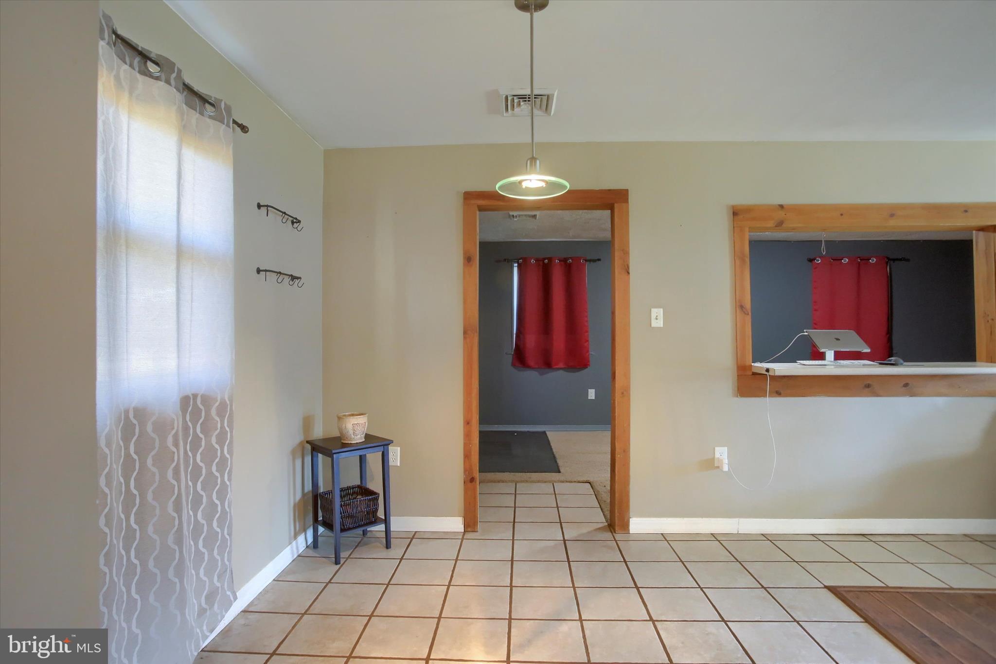 DELBROOK MANOR - Residential