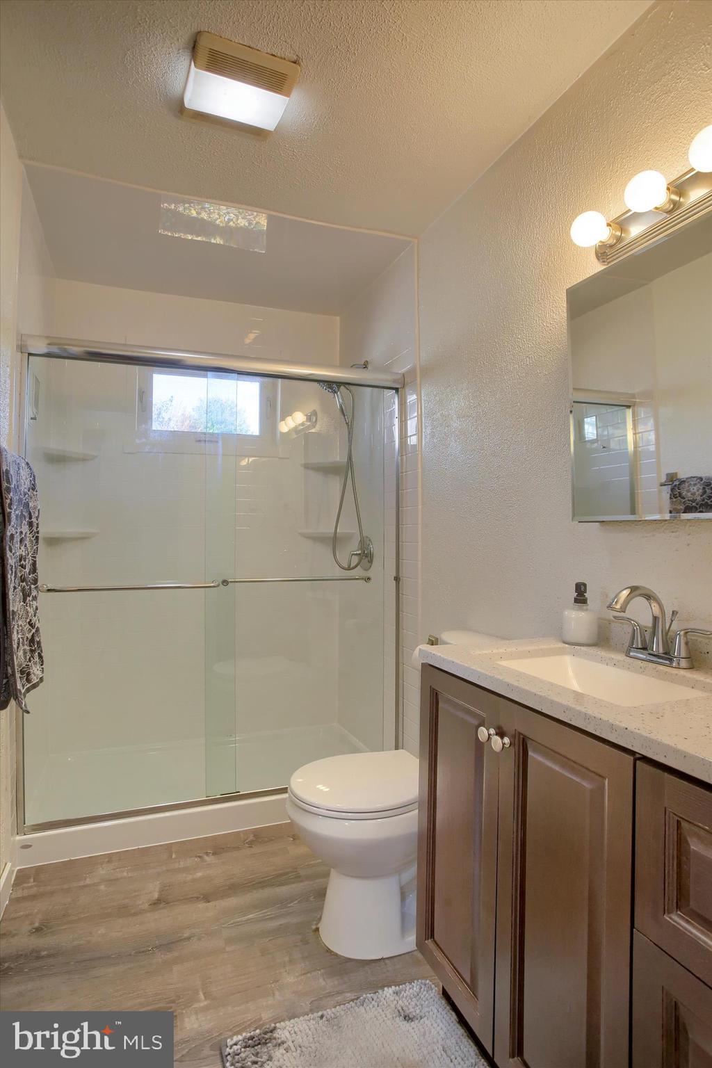 DELBROOK MANOR - Residential