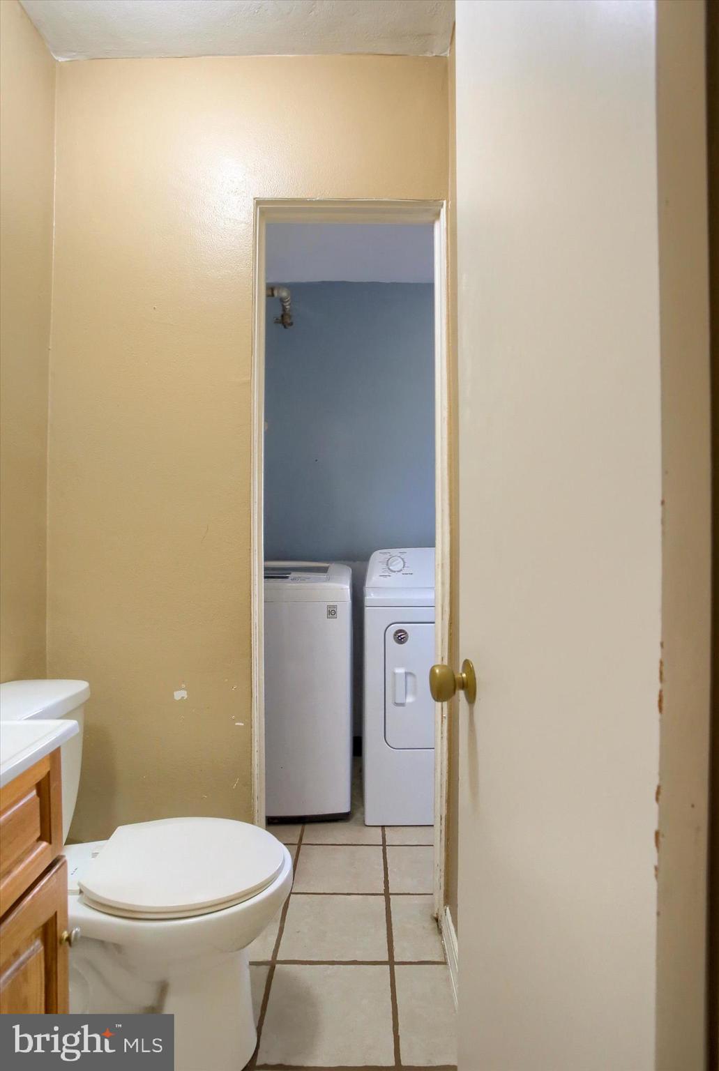 DELBROOK MANOR - Residential