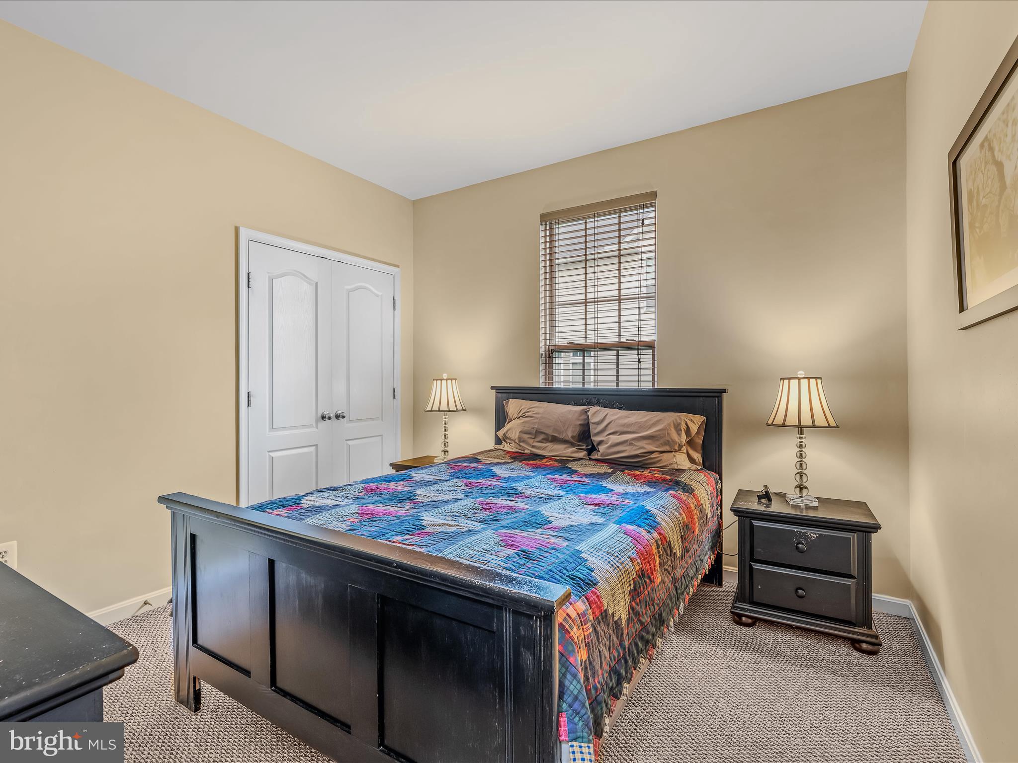 THE VILLAGE OF WASHINGTON TRAIL - Residential