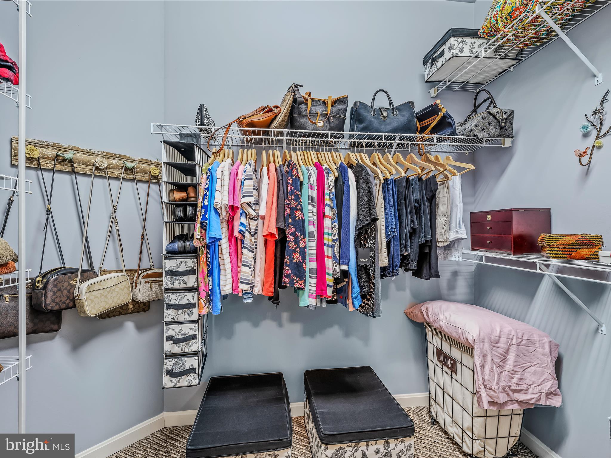 THE VILLAGE OF WASHINGTON TRAIL - Residential