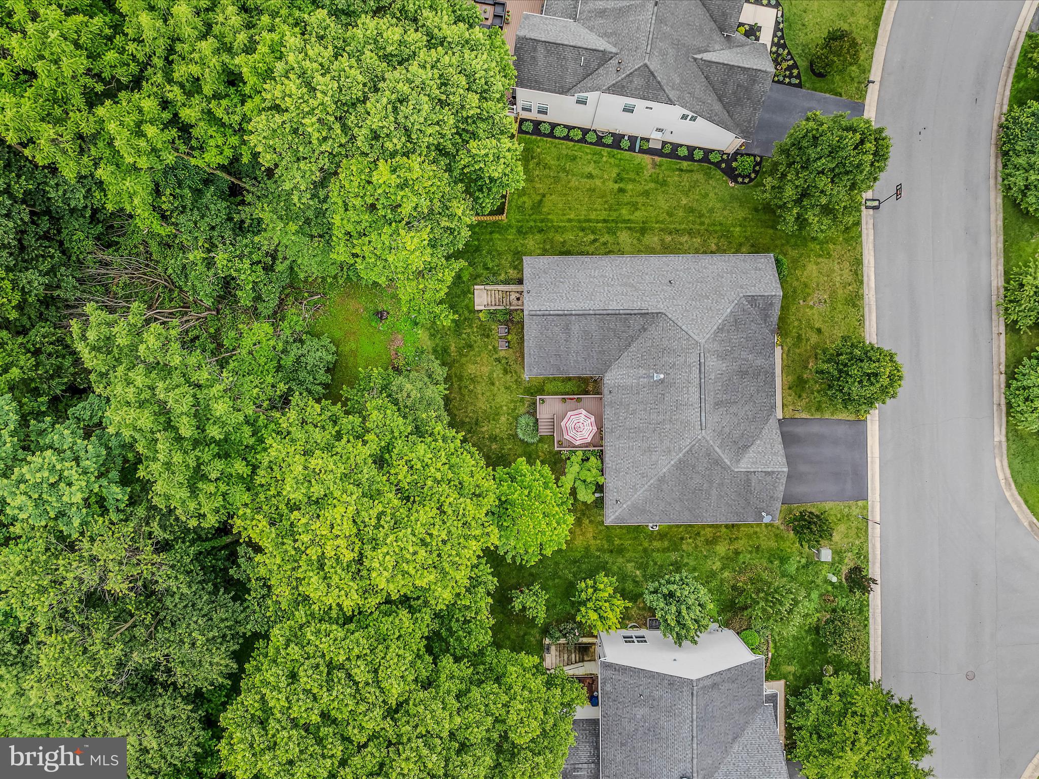 THE VILLAGE OF WASHINGTON TRAIL - Residential