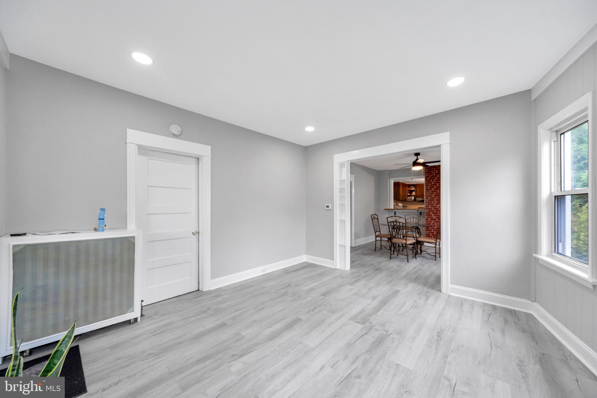 27 ELM AVENUE