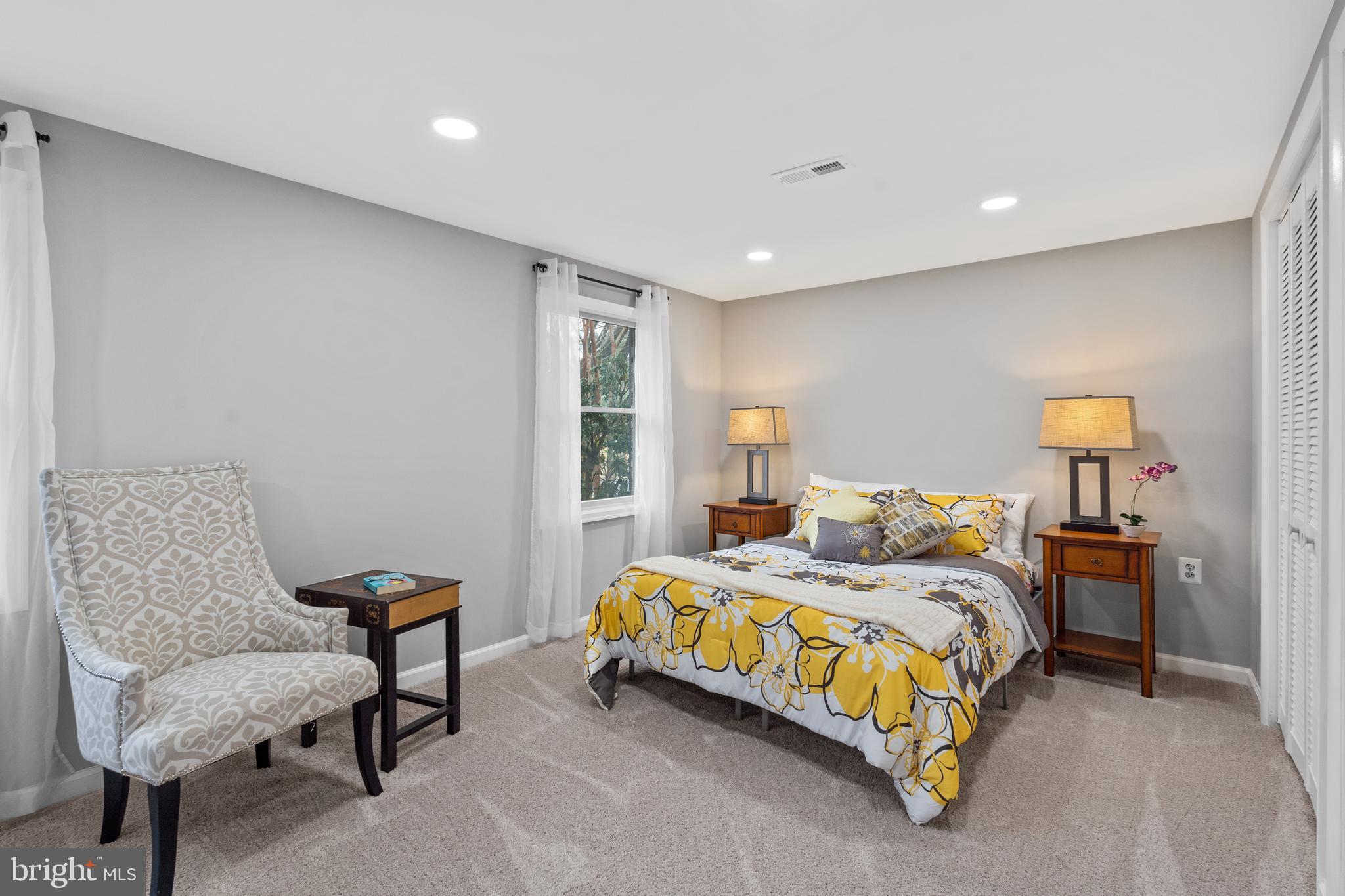 ROCKSHIRE - Residential