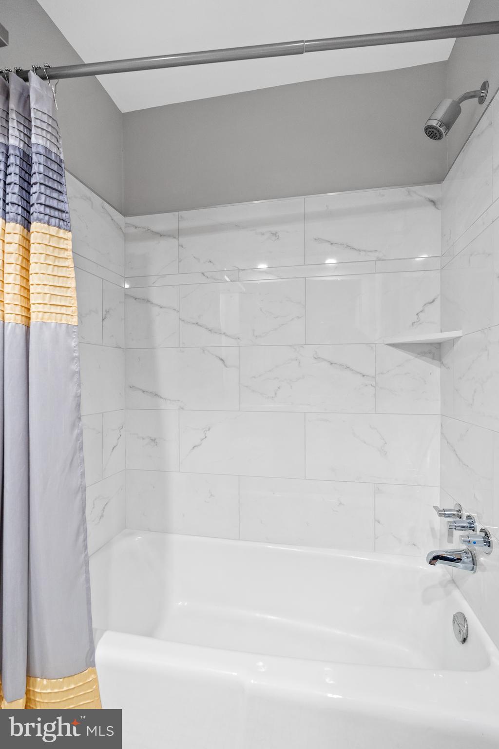 ROCKSHIRE - Residential